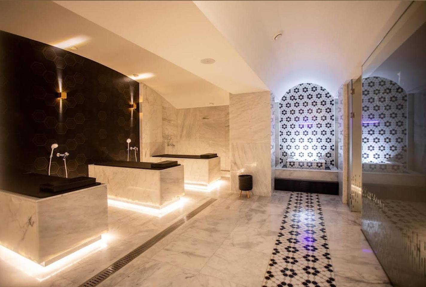 Ideal Pour Les Familles Dans Un Quartier Calme Proche De La Corniche Appartamento *